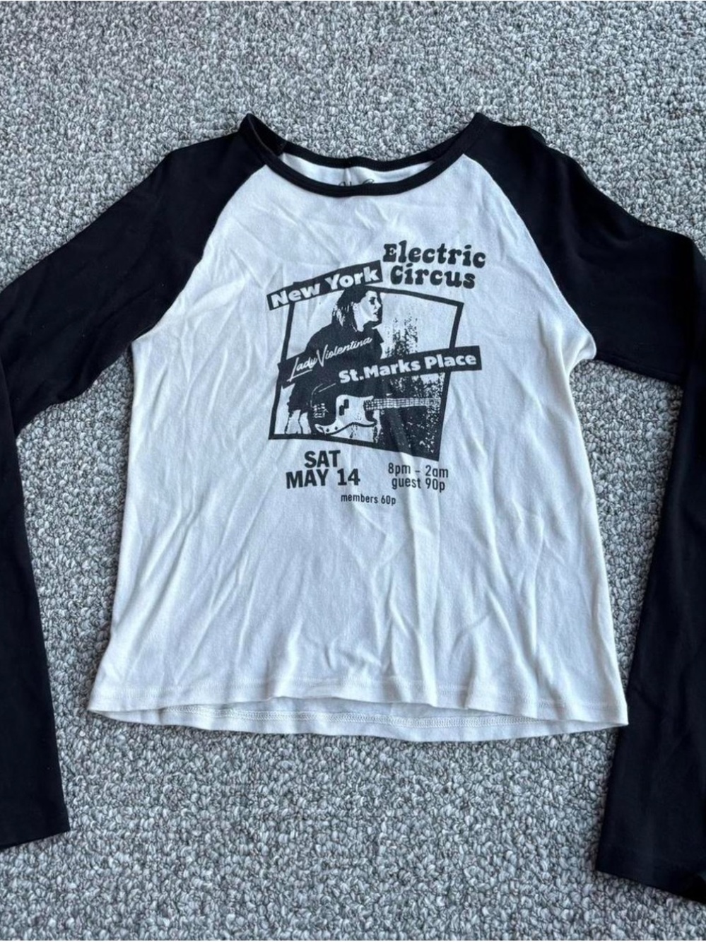 Brandy Melville White T‑Shirt with Black Graphic New York Electric Circus